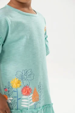 Abitino a maglia per neonata di colore verde