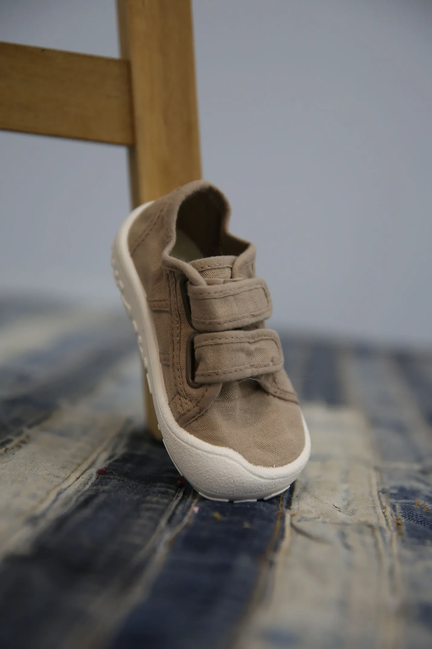 Basket Bosco barefoot in tela beige