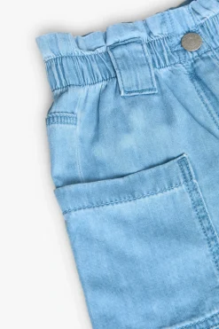 Bermuda in denim per bambina di colore blu.