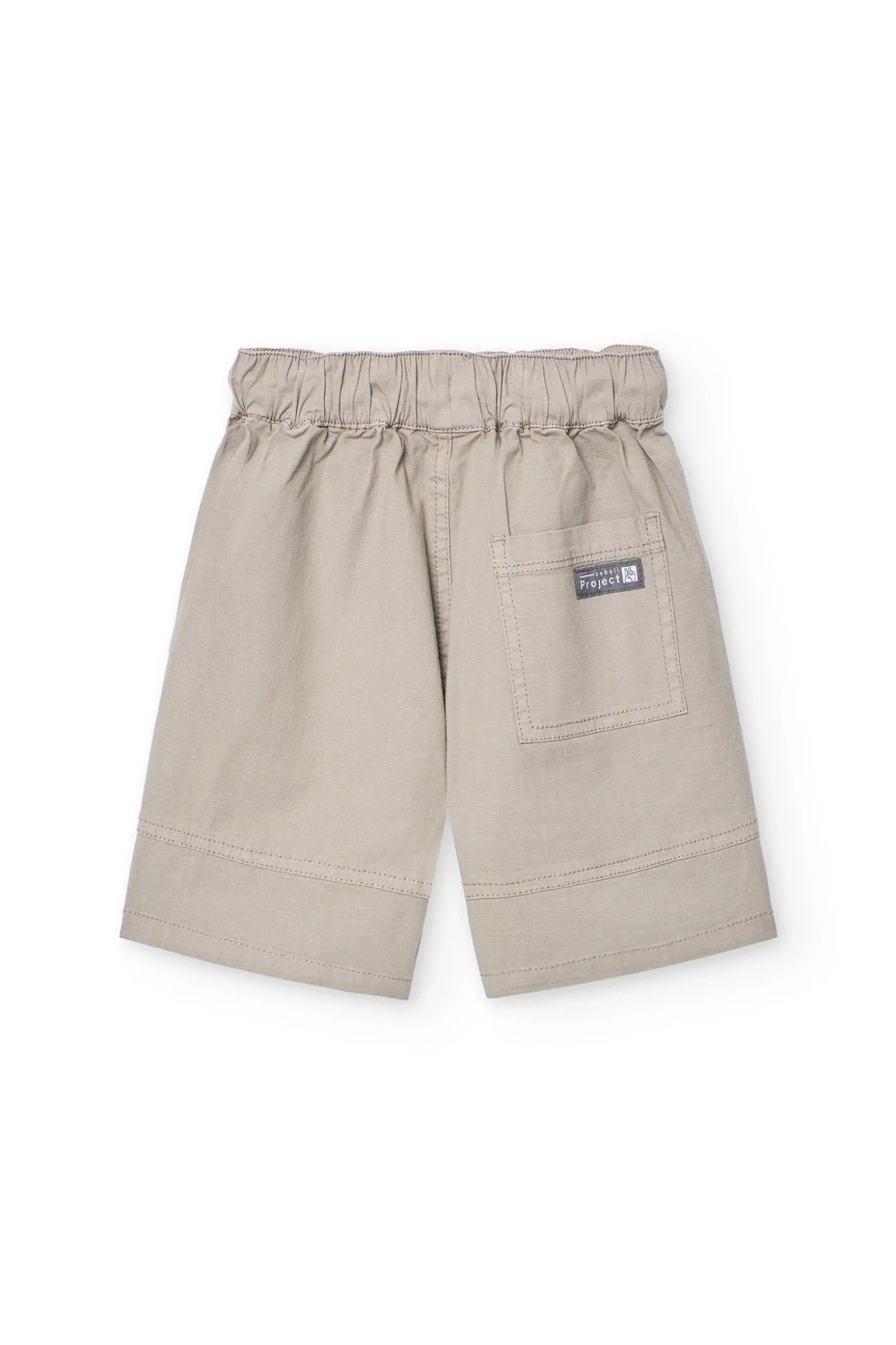 Bermuda in maglia per bambino di colore marrone.