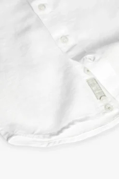 Camicia di lino per neonato a maniche corte in bianco