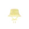 Cappello di popeline per bebè di colore giallo con motivo a quadri.