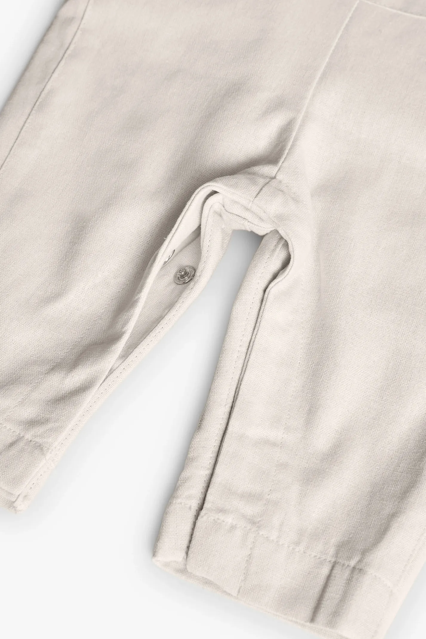 Completino in lino a maglia per bambino colore beige