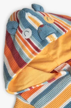 Giacca di maglia per neonati di colore giallo con design a righe.