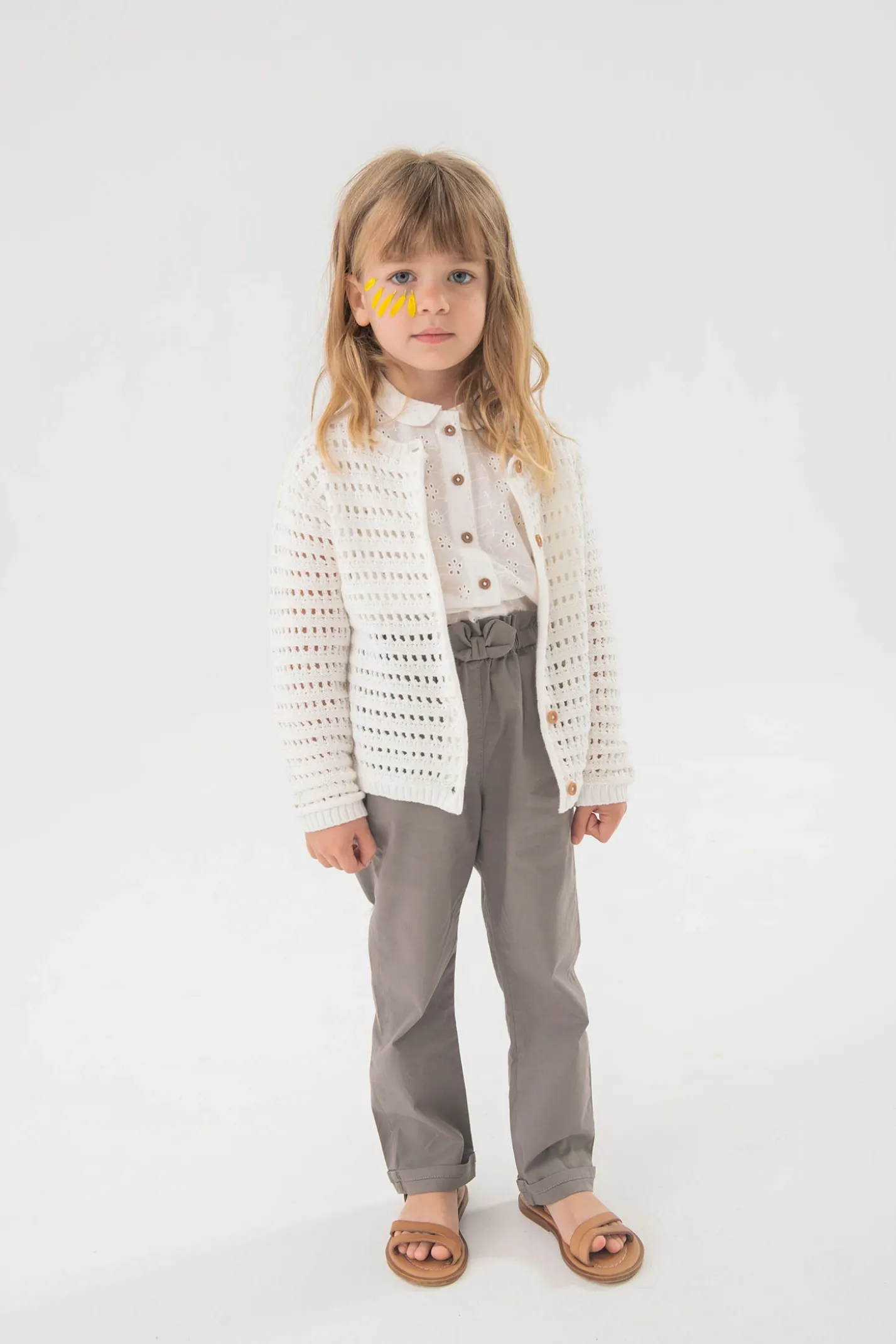 Pantaloni in popeline per bambina in color marrone