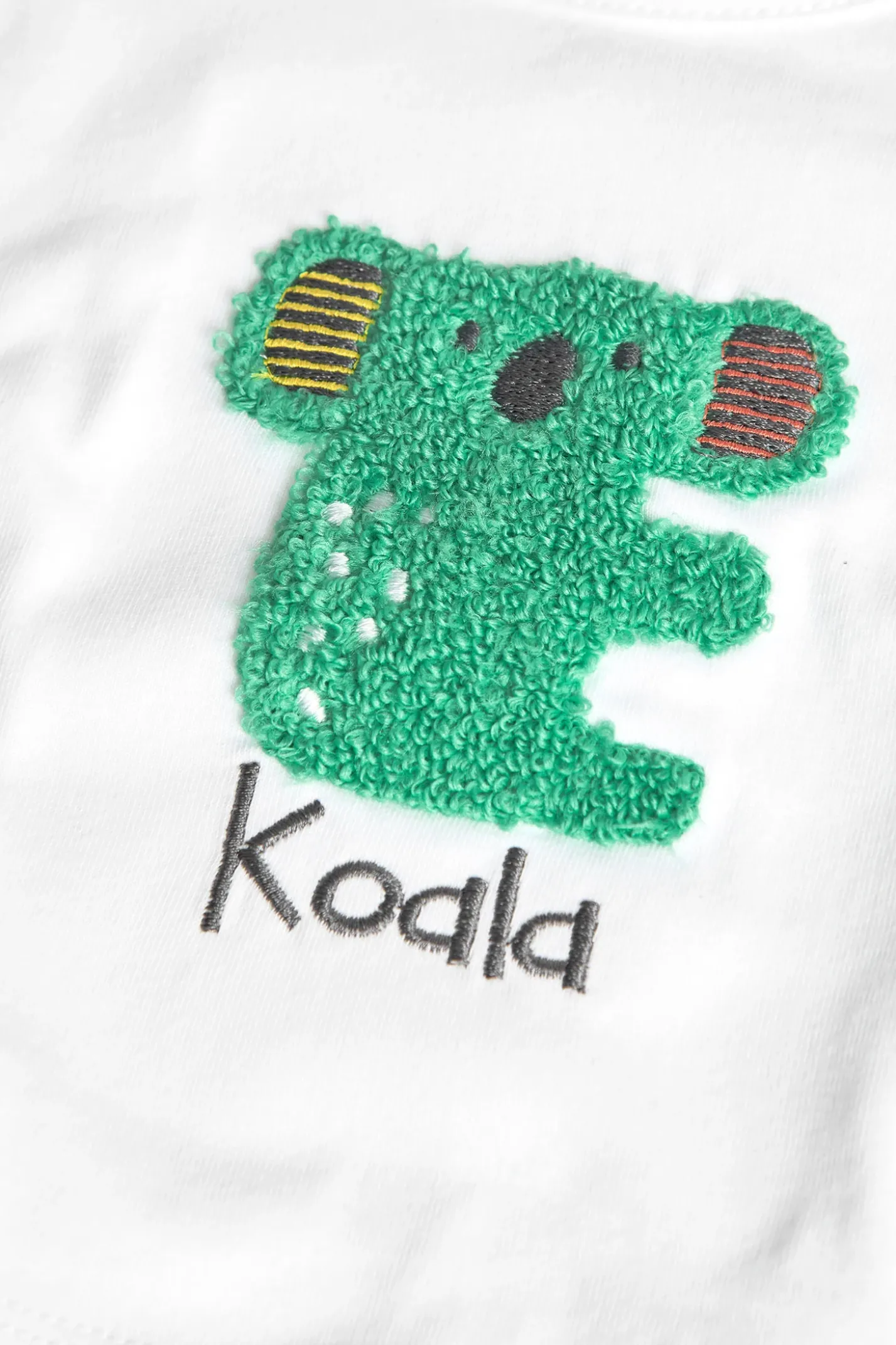 Set di maglia combinato per neonato in bianco con design di Koala.