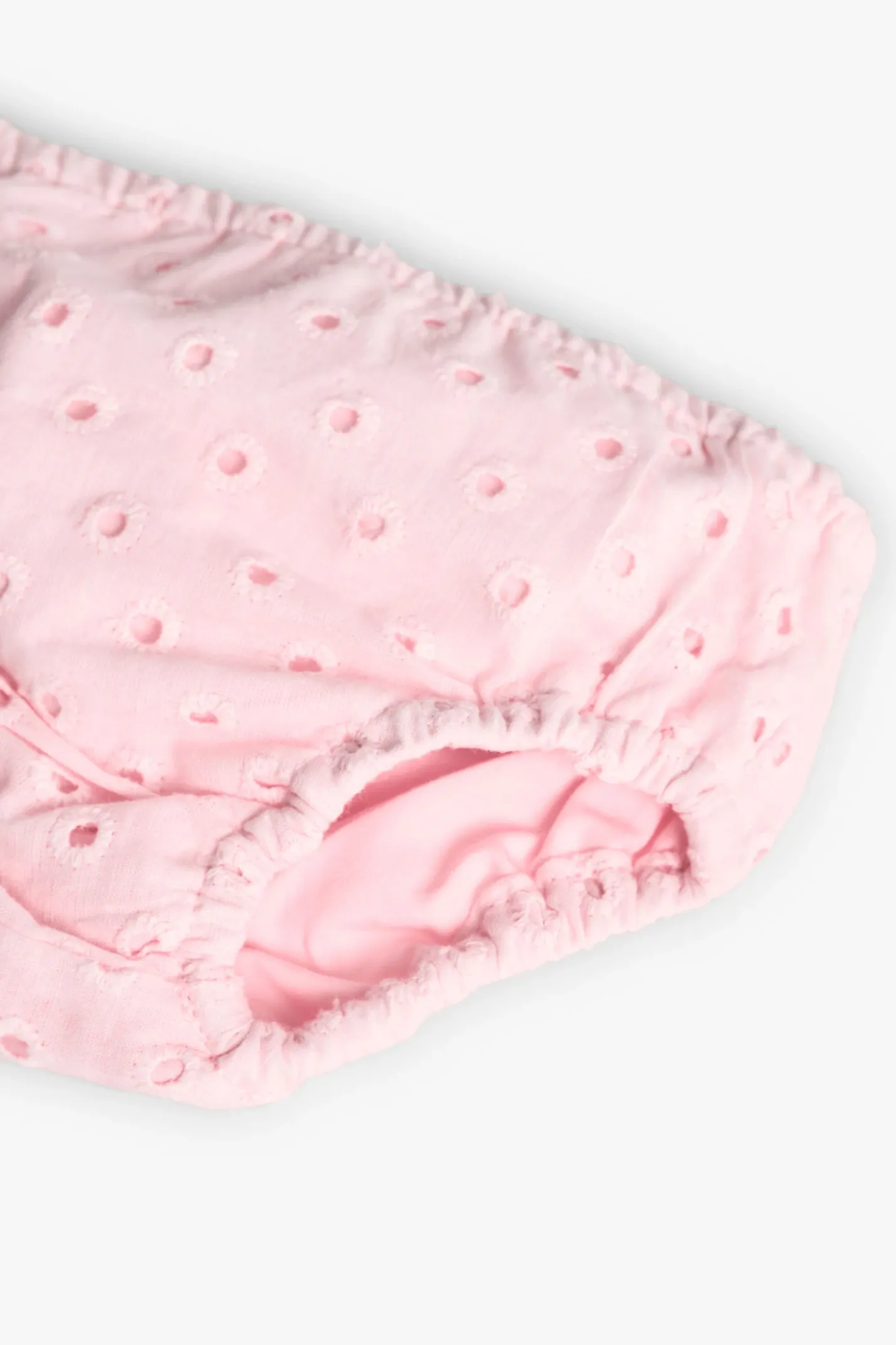 Vestitino in batista per neonata di colore rosa ricamato.