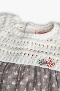 Vestito in maglia tricot per neonata di colore bianco